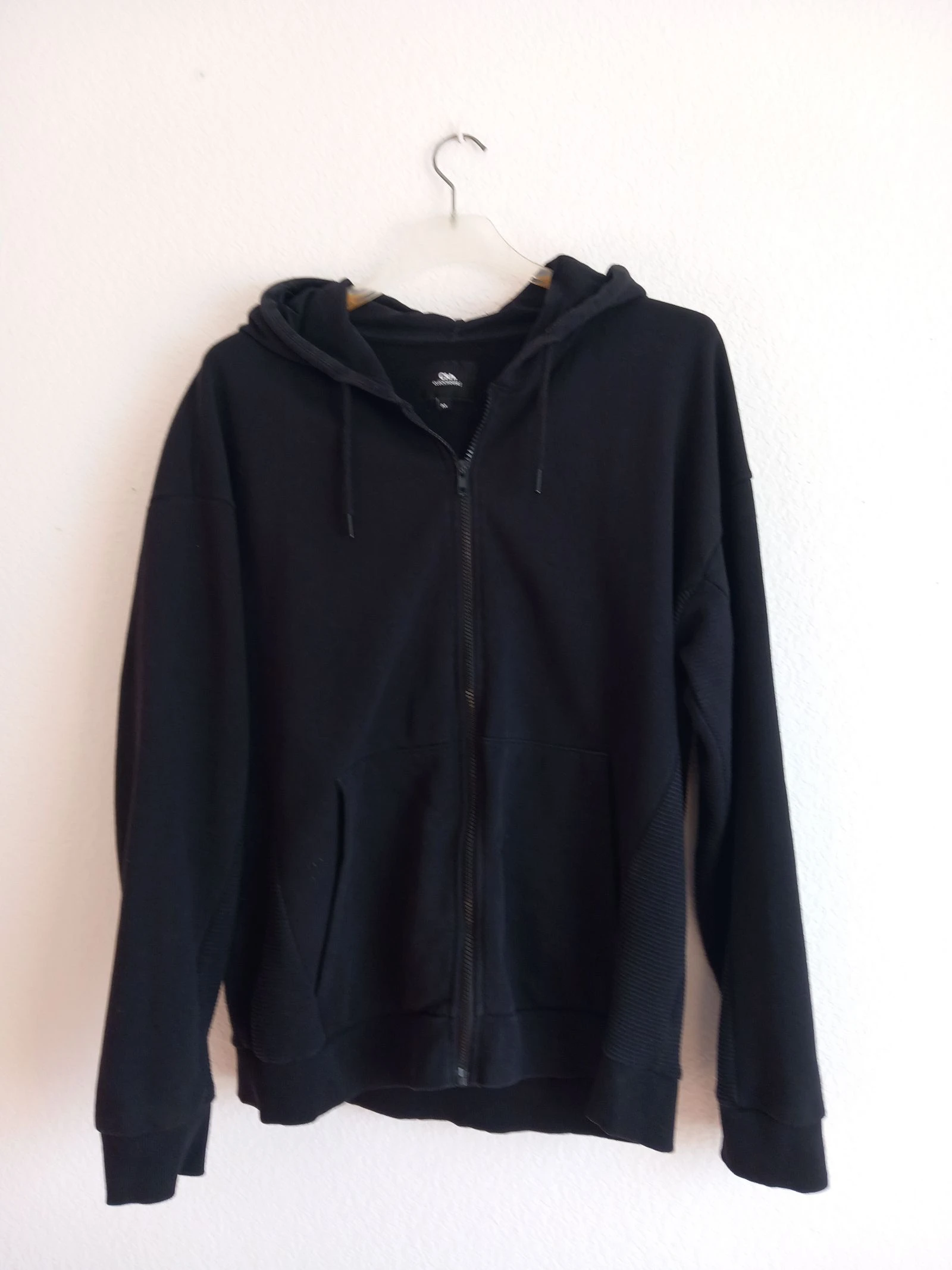 Hooded zip-up sweatshirt – photo 2